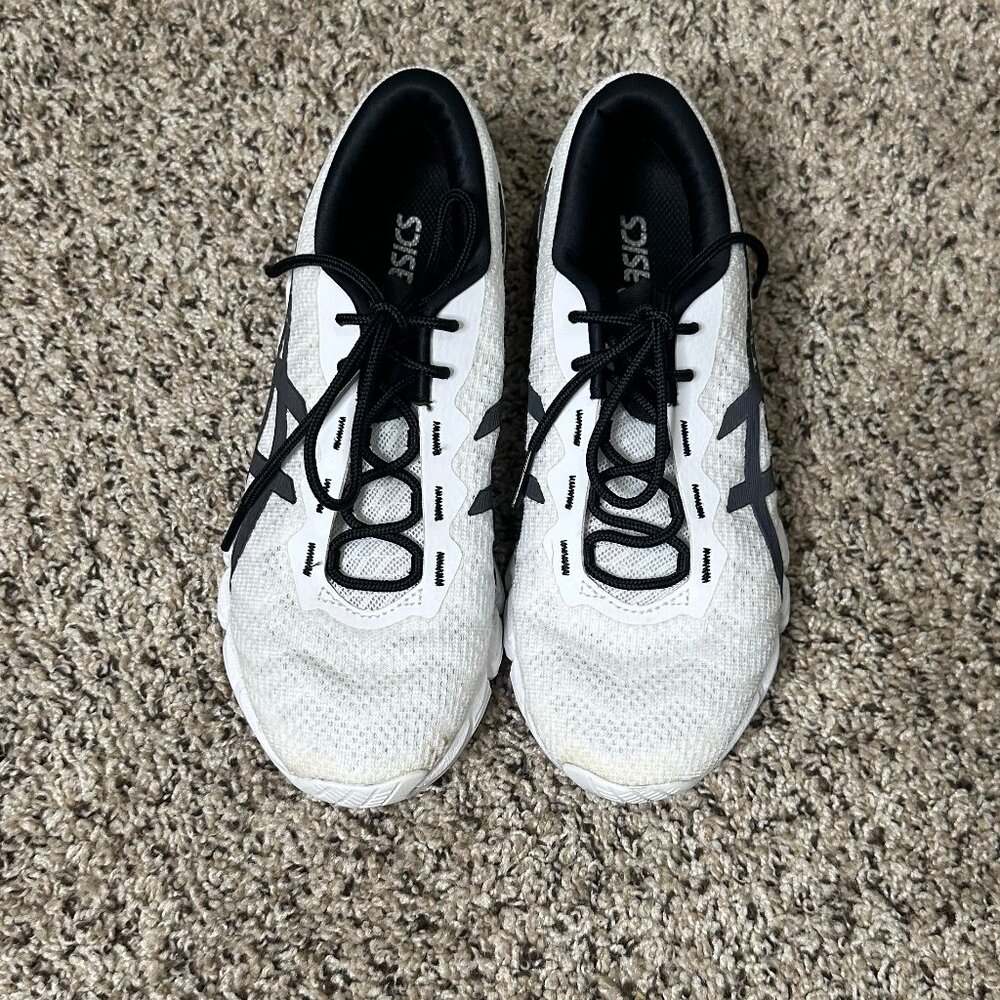 Asics Gel-Quantum 180 5 Running Shoes, White and Black, Model 1202A023, Women's